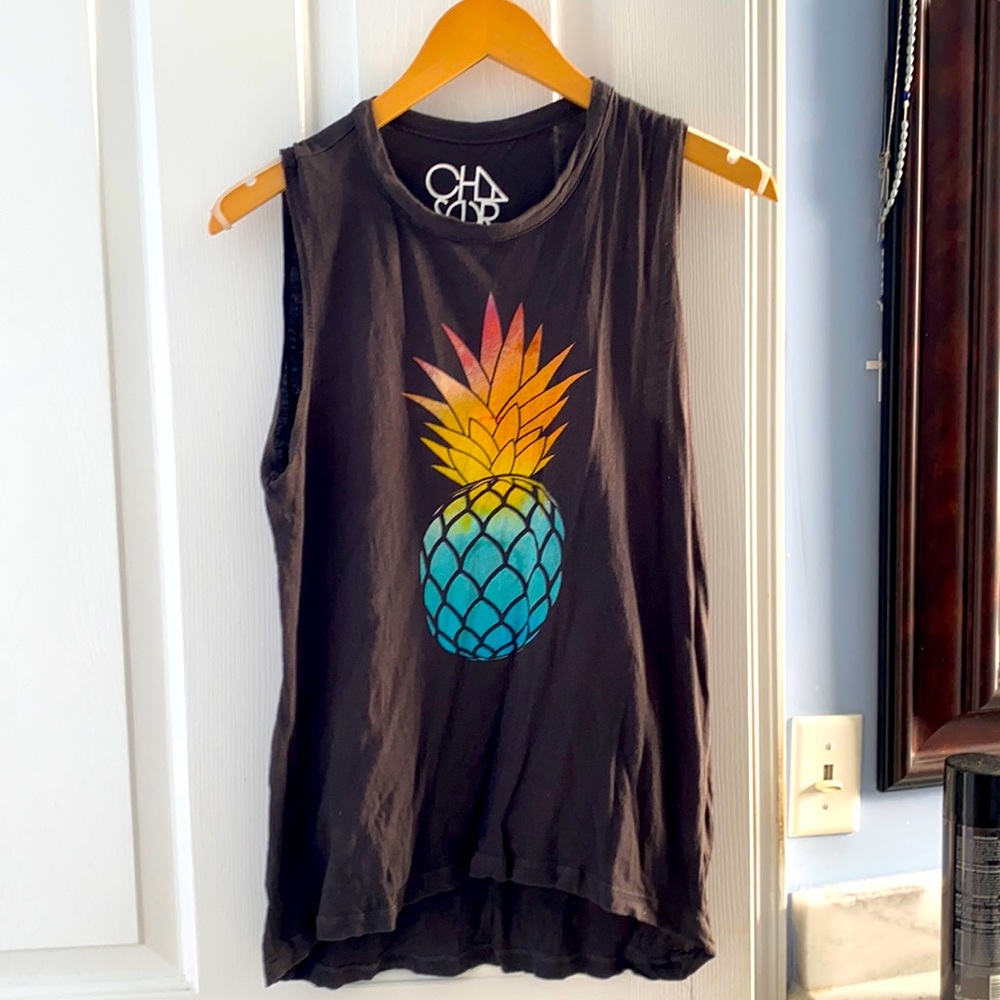 Chaser pineapple tank